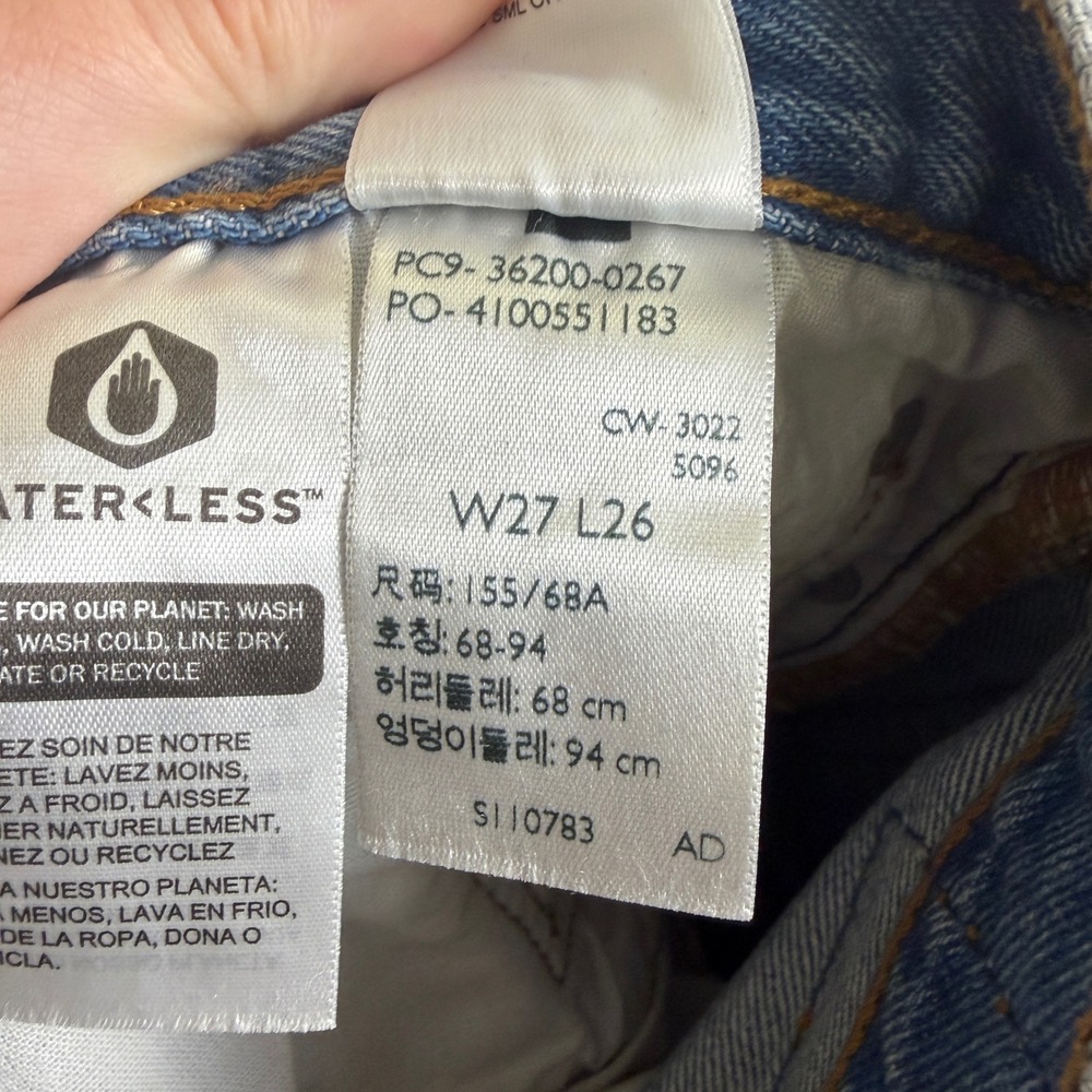 Levis 501 Original Cropped Jeans Womens 27 Medium Wash Blue Button Fly - Picture 7 of 11